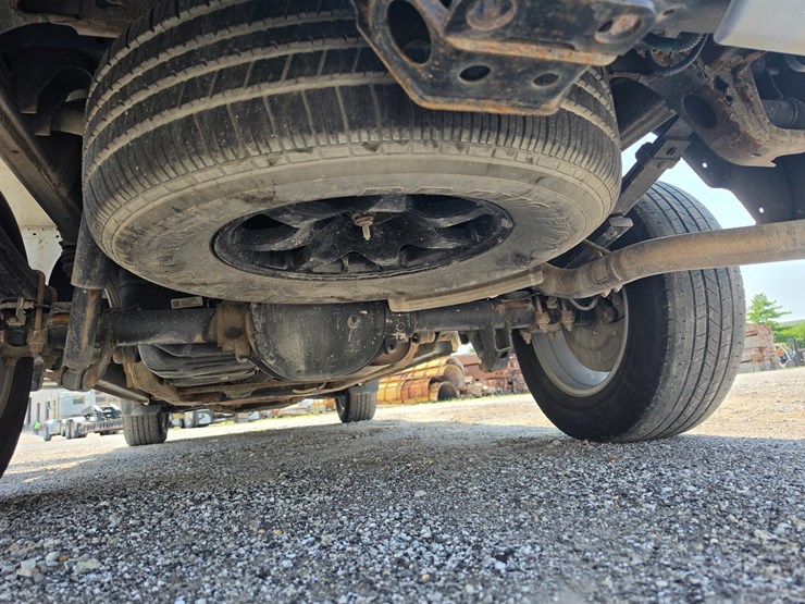 #25370-•-2019-chevrolet-silverado-pickup-truck-image-61