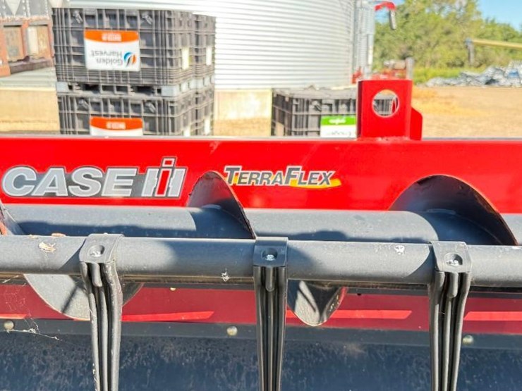 2020-case-ih-3162-image-9