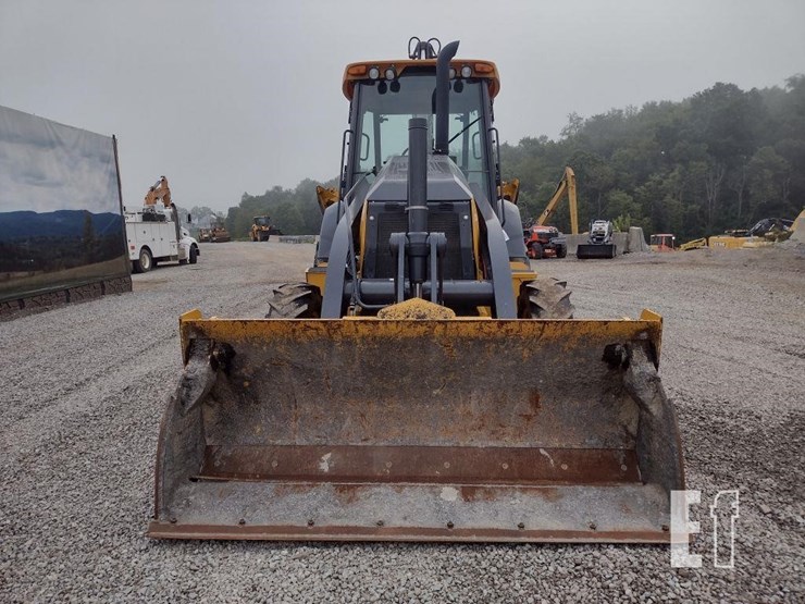 deere-410l-image-2