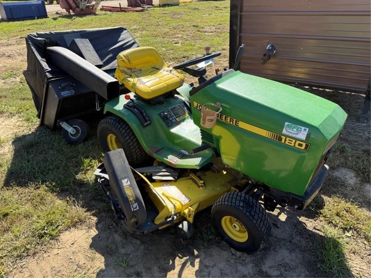 john-deere-180-image-2