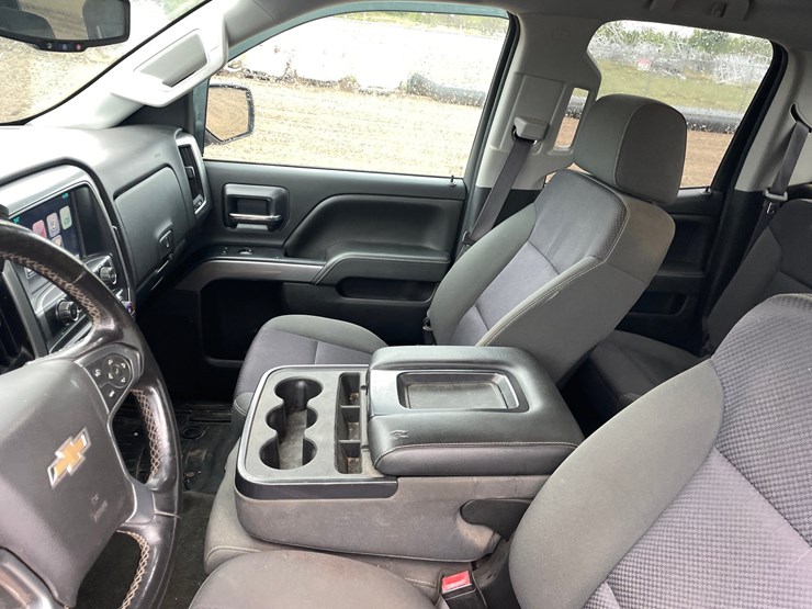 2015-chevrolet-1500-image-39