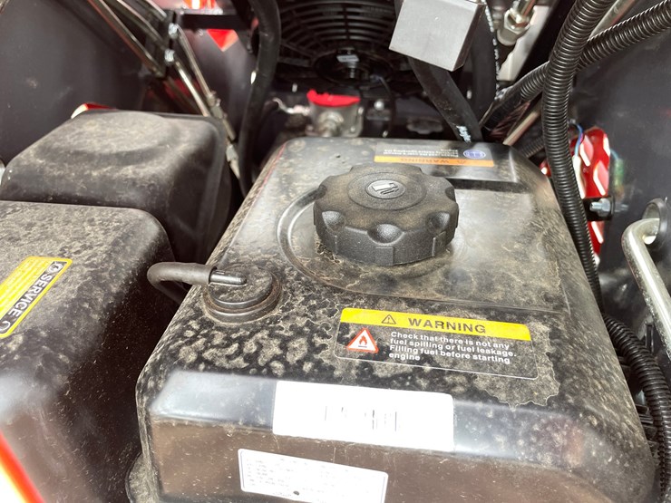 #5506-•-2026-agt-skid-steer-loader-image-5