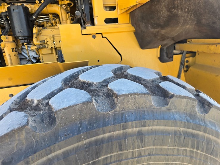 2016-caterpillar-930m-image-49