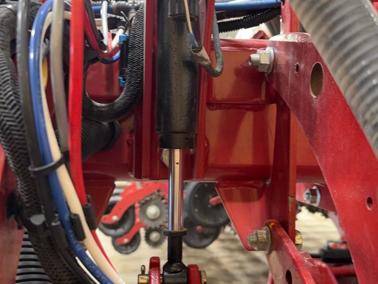 2023-case-ih-2160-image-14