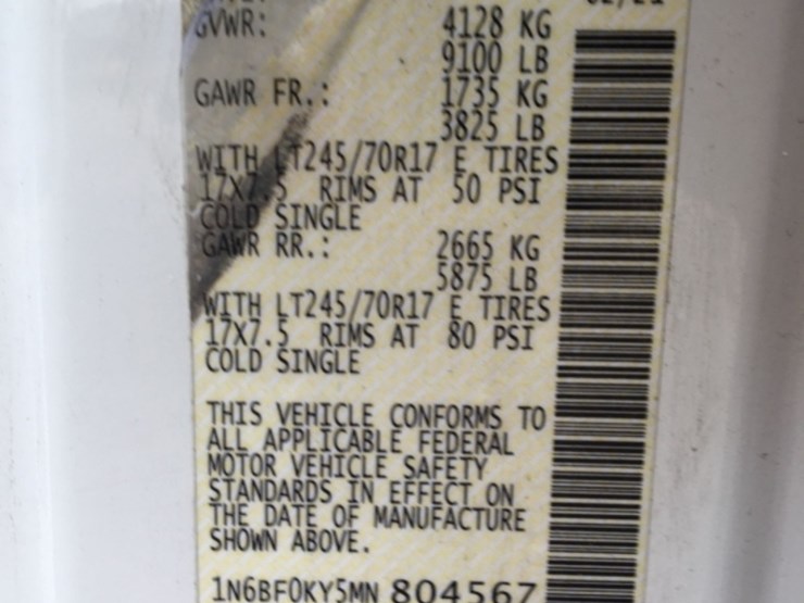 2021-nissan-nv2500-image-24
