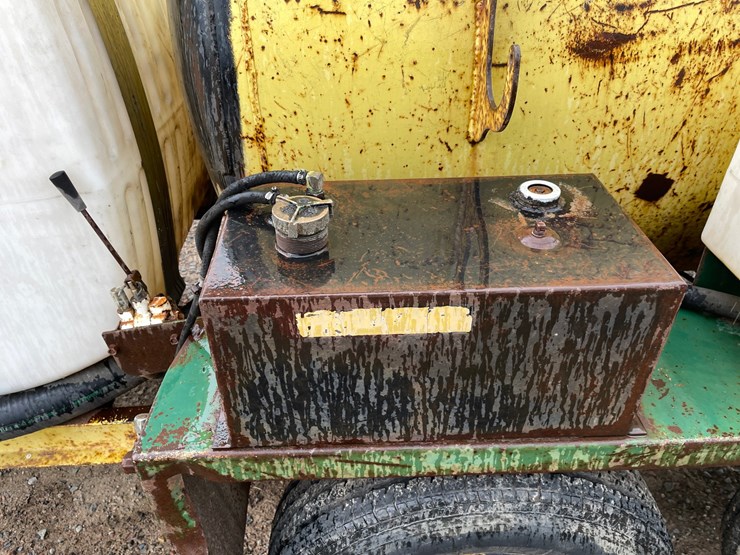 #1306-•-2000-ringomatic-vac-trailer-(has-mn-title)-image-12