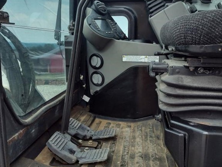 2019-bobcat-e55-image-12