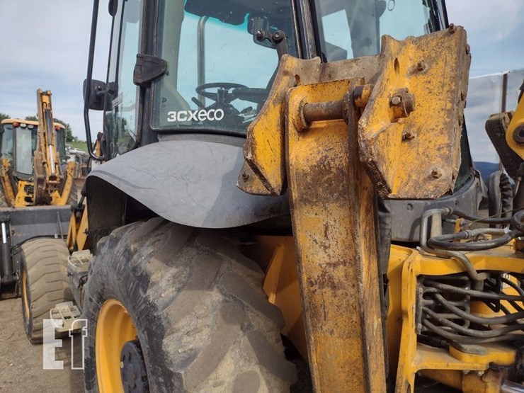 jcb-3cx14-image-16