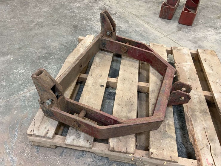 three-point-to-fast-hitch-conversion-image-2
