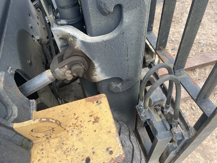 #1062-•-yale-veracitor-90vx-forklift-image-9