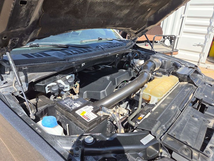 2020-ford-f150-xl-image-22