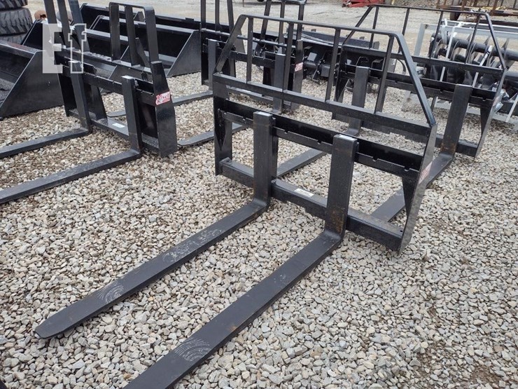 48-in-kivel-3500-lb-pallet-forks-image-2