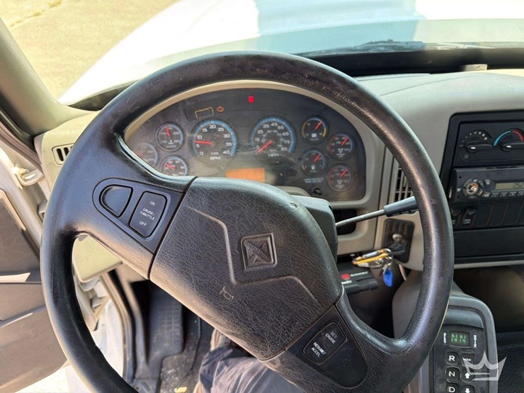 2014-international-workstar-7300-image-45