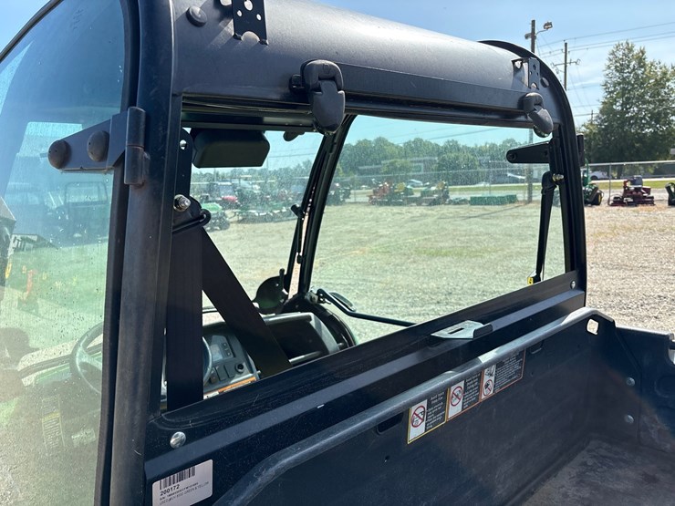 #1038-•-2015-john-deere-855d-utility-vehicle-200172-image-16