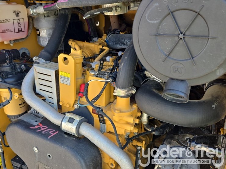 2023-caterpillar-259d3-image-41