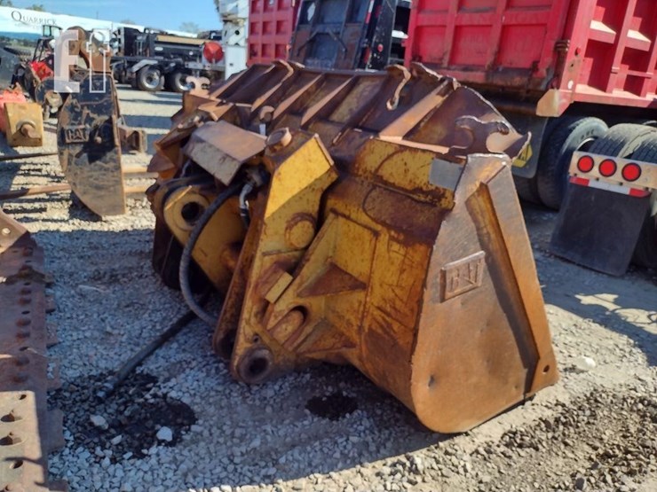 caterpillar-963c-image-1