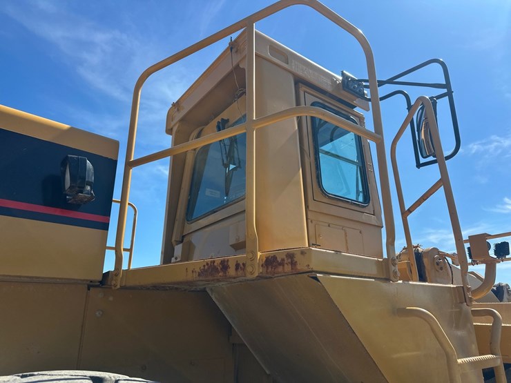 caterpillar-988f-image-38