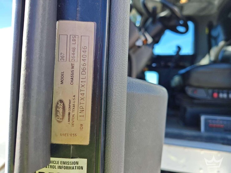 2020-peterbilt-367-image-26