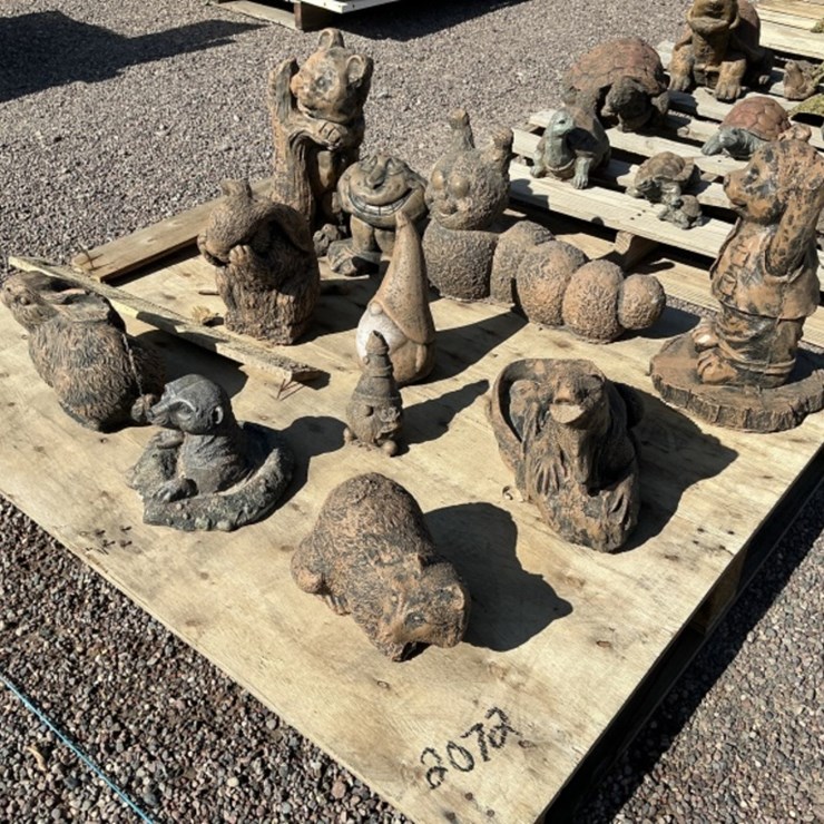 PALLET OF ASST CONCRETE STATUES