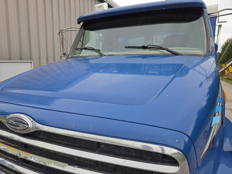 #3224-•-2006-sterling-st-9500-quad-axle-dump-truck-image-12