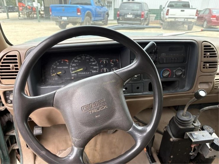 1995-gmc-sierra-3500-image-11