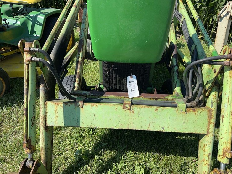 john-deere-140-image-17