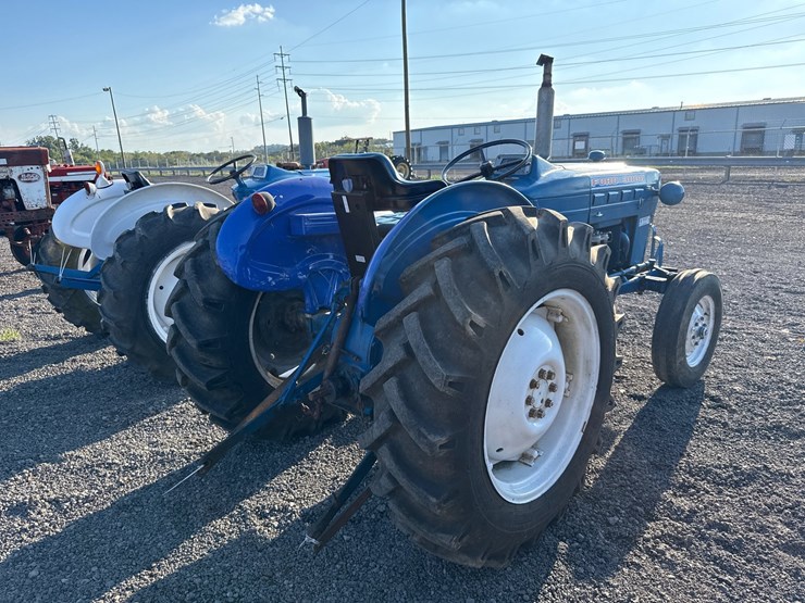 ford-3000-image-7