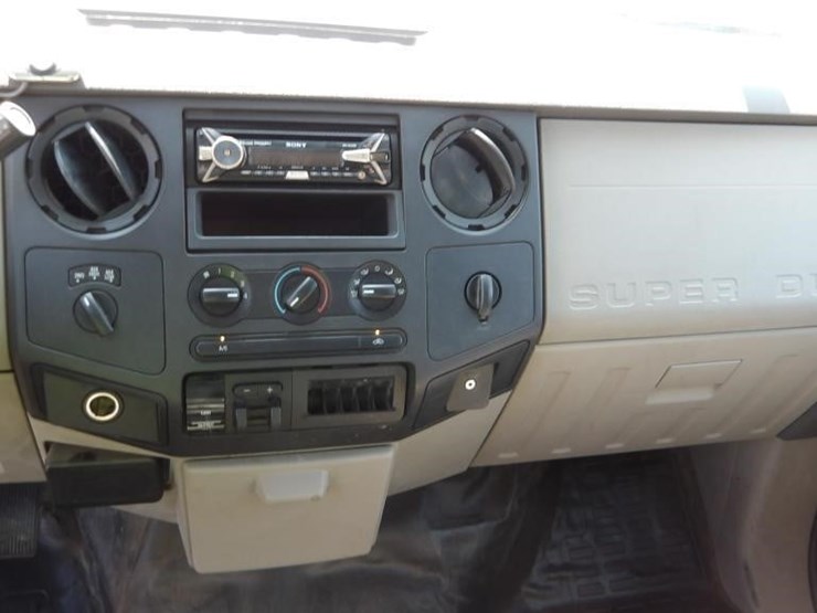 2008-ford-f250-image-23