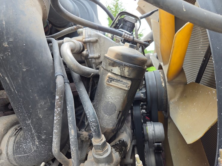 #3224-•-2006-sterling-st-9500-quad-axle-dump-truck-image-50