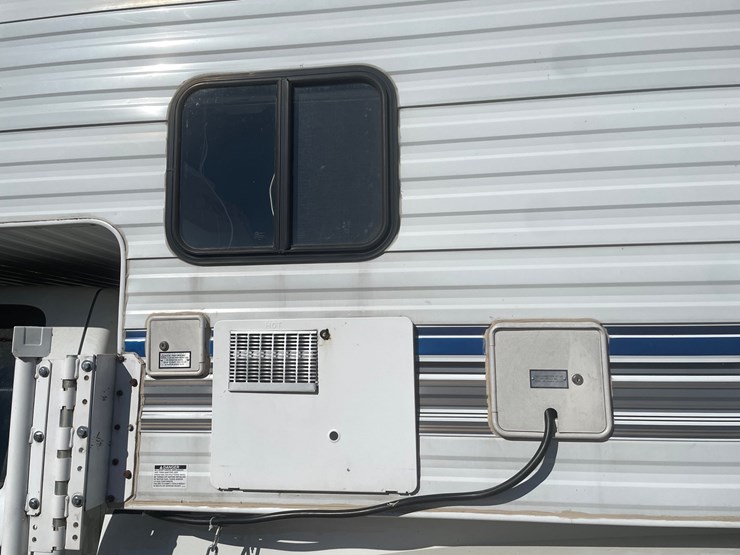 2008-dodge-ram-4500-image-22