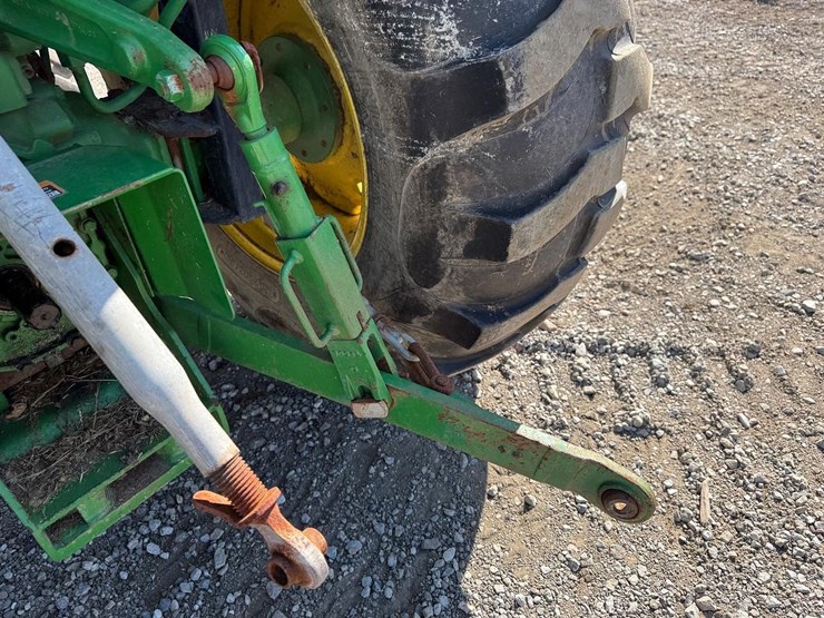 2018-john-deere-4066m-image-16
