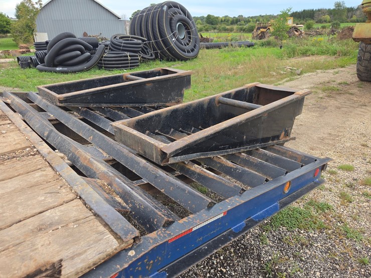 #3269-•-30'-tandem-axle-flatbed-trailer-image-25