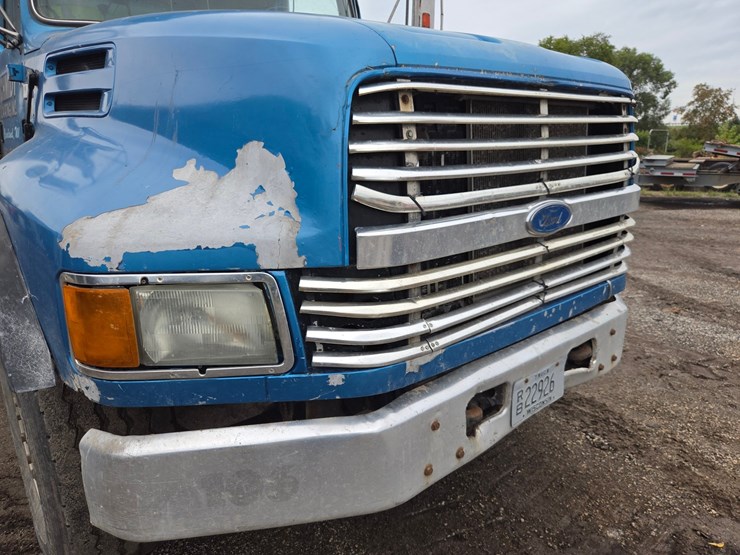 1995-ford-ltl9000-image-10