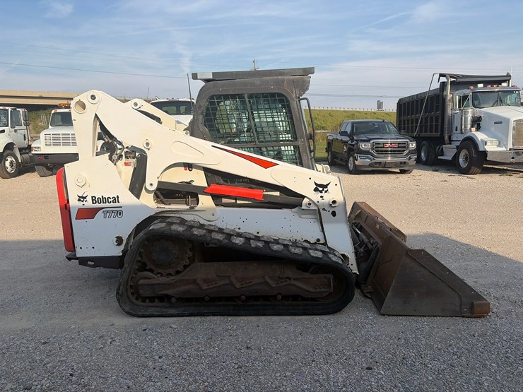 2018-bobcat-t770-image-4
