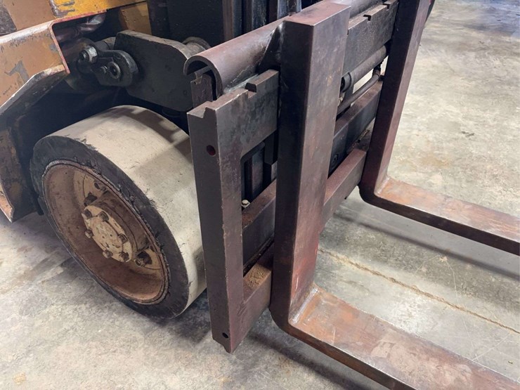 yale-lp-forklift-type-g-image-14