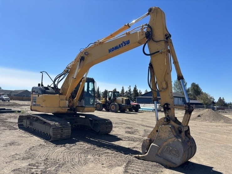 komatsu-pc228us-lc-3e0-image-7