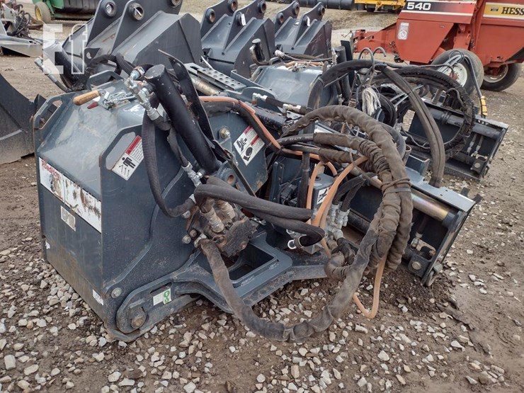 18-roadhog-pcp18hs-18-in-skid-steer-planer-image-3
