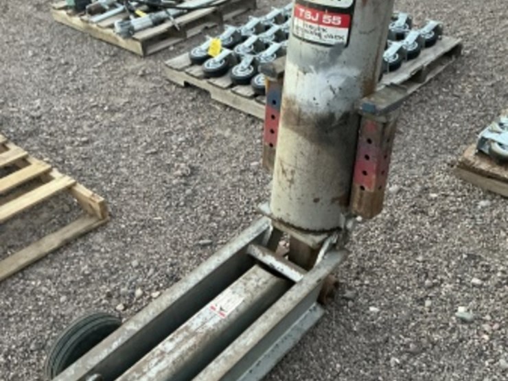 gray-tsj-55-truck-jack-image-4