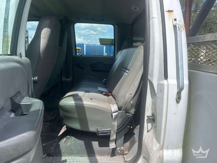 2016-ford-f650-image-15