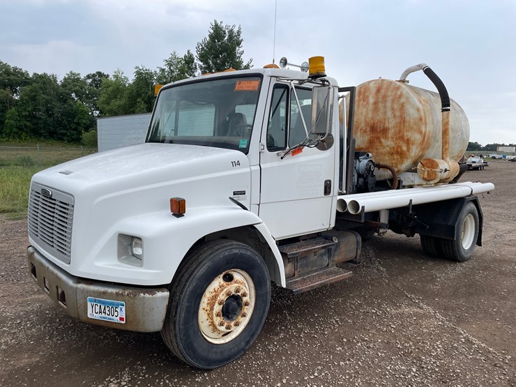 #1458-•-2001-freightliner-flatbed-truck-with-vac-excavator-system-(has-mn-title)-image-1