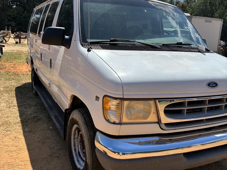 1998-ford-e250-image-3