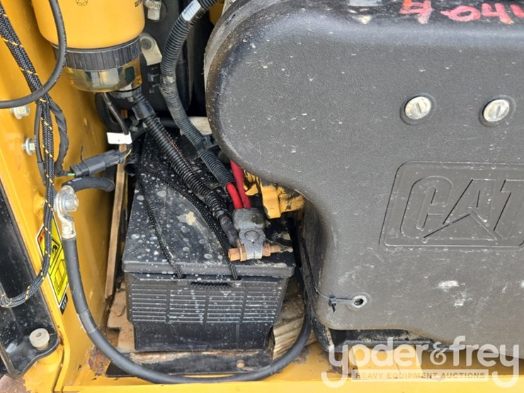 2023-caterpillar-259d3-image-29