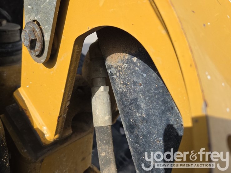 2023-caterpillar-259d3-image-20