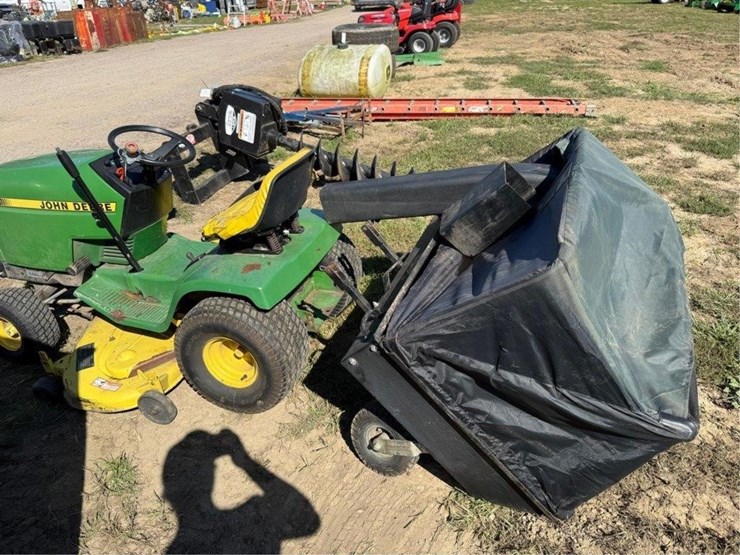 john-deere-180-image-4