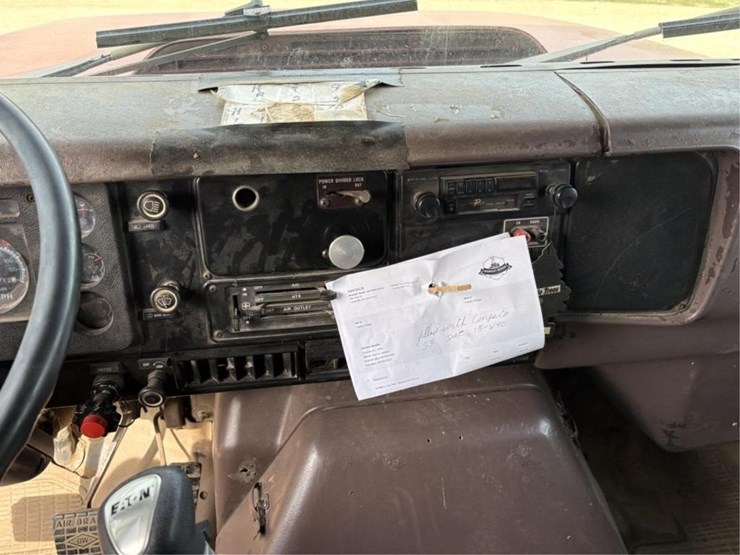 1987-international-s2500-image-10