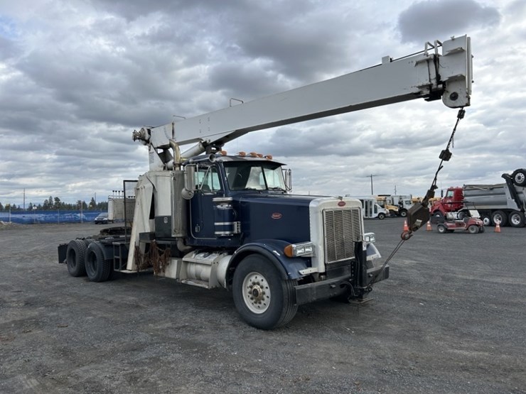 2001-peterbilt-357-image-7
