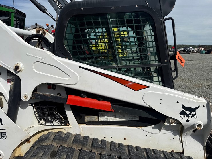 2019-bobcat-t595-image-20