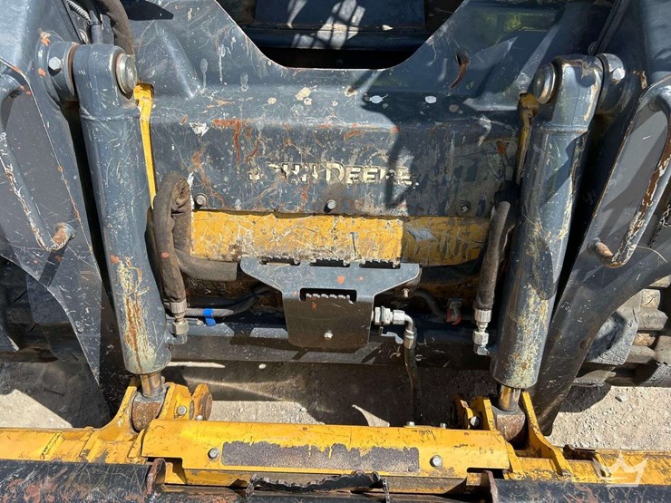 2021-john-deere-317g-compact-track-loader-skid-steer-image-17
