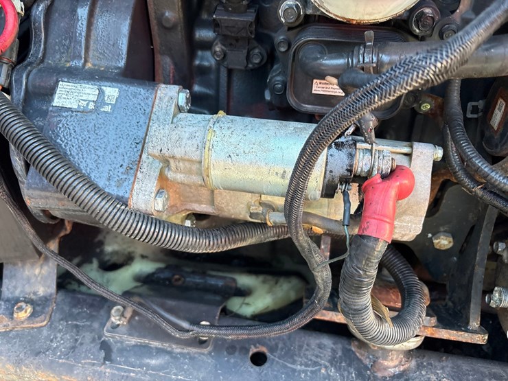 2019-bobcat-t595-image-41