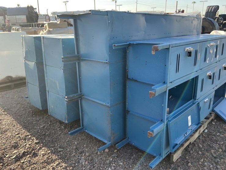 pallet-of-steel-lockers-image-2